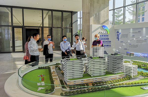【园区新闻】重庆璧山高新区管委会投资促进局领导一行莅临广东医谷考察交流