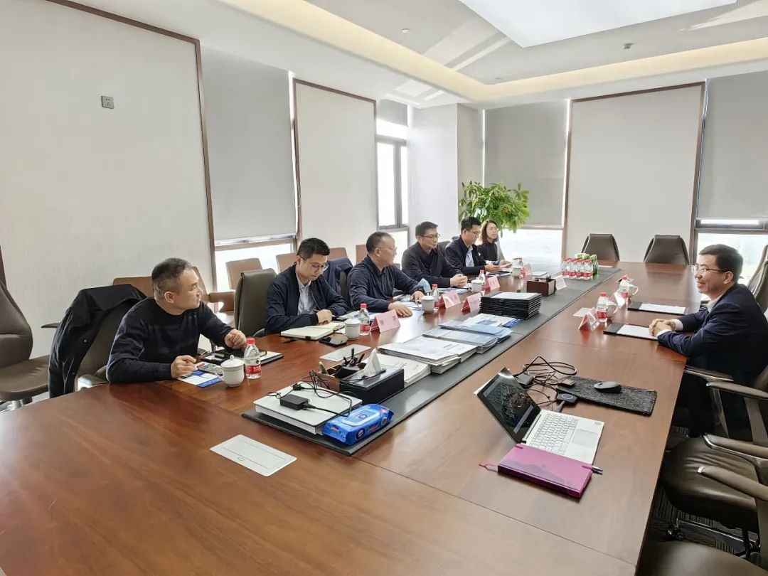 南沙区产业园管理局局长张乐春一行莅临广东医谷考察交流