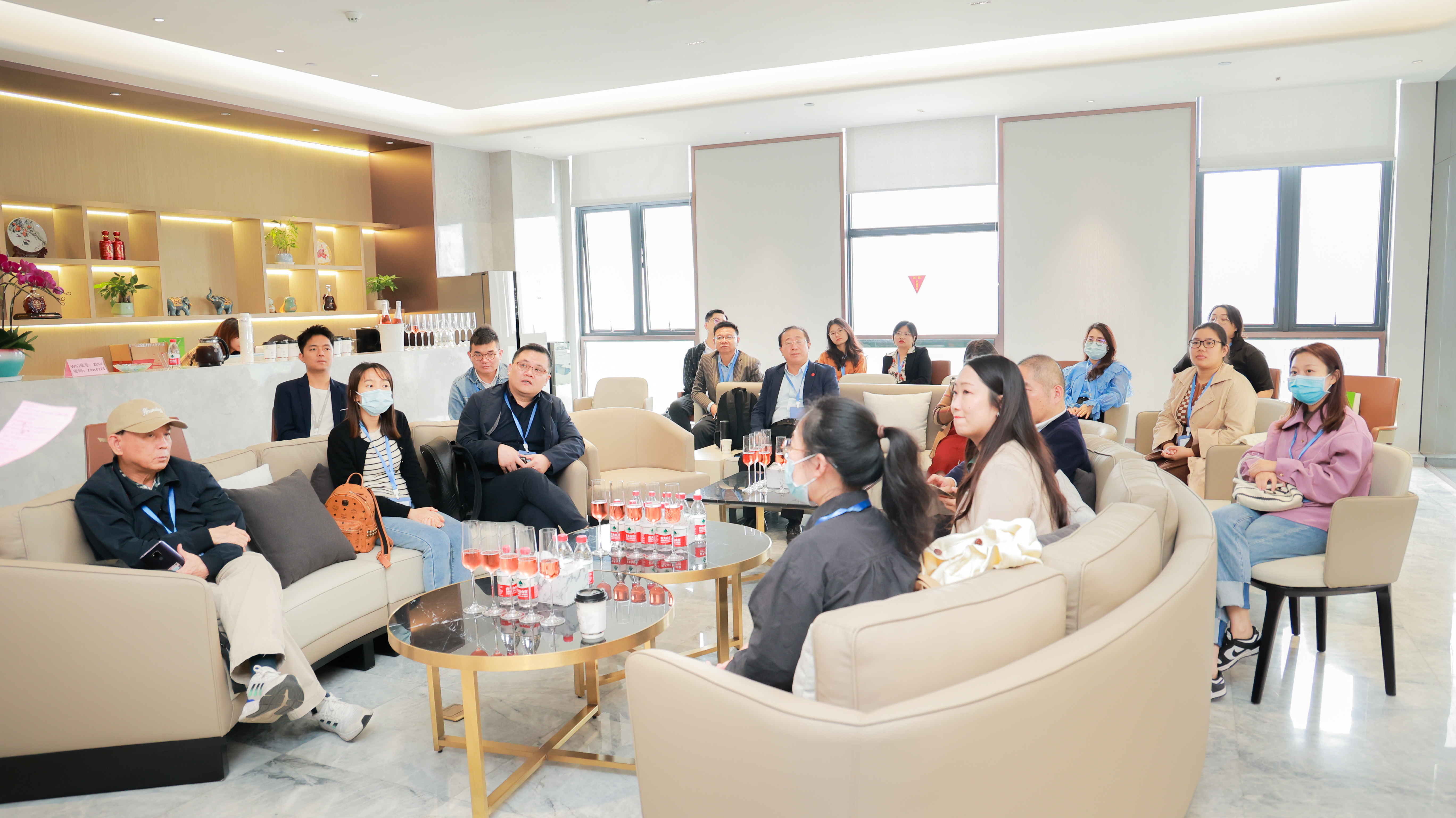 “金眼科”的市场机会与前景—广东医谷企业家俱乐部产业链接酒会顺利举办！